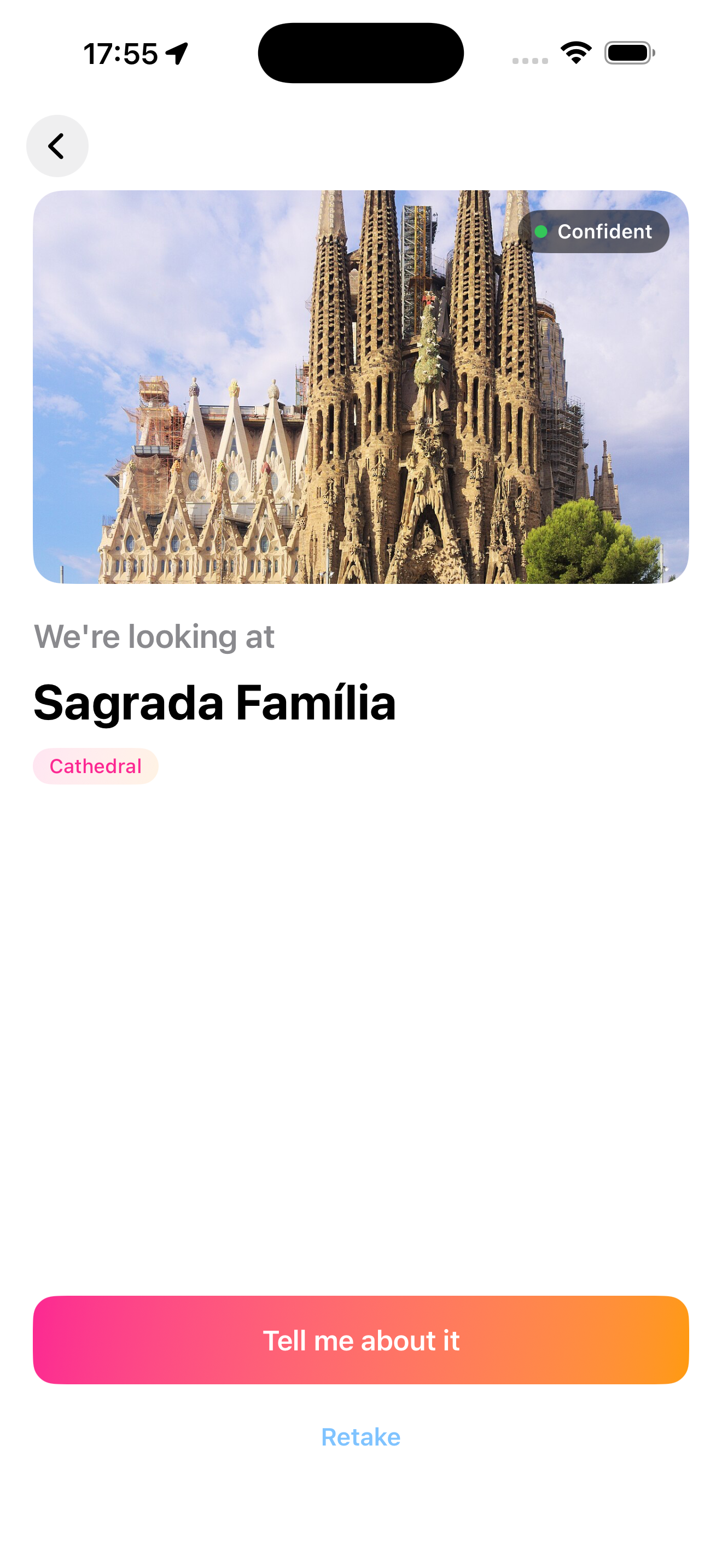 Naruho confidently identifying the Sagrada Família from a snapped photo